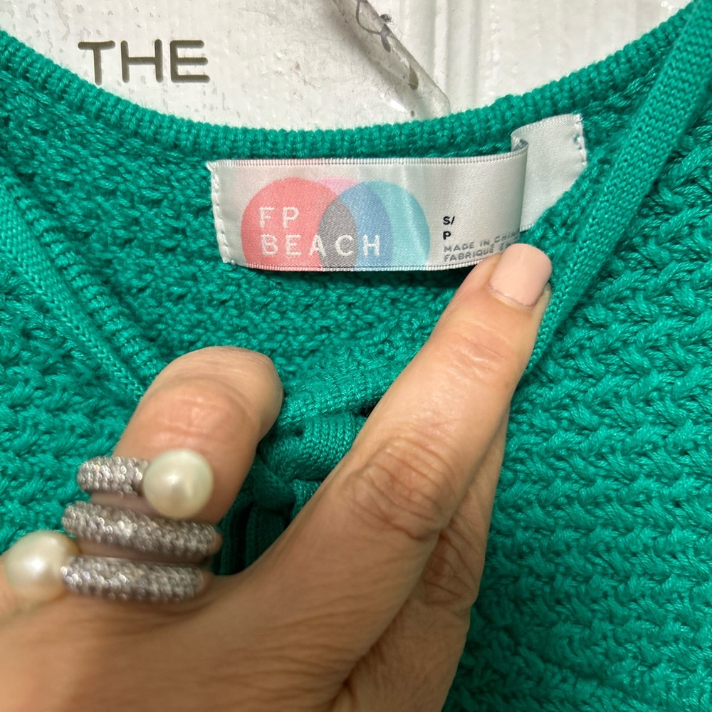 Free People Beach Crochet Halter Green Sweater Size Small - Picture 5 of 11